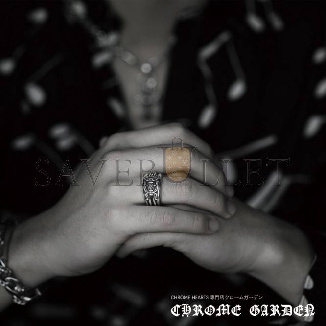 Ch*0me He**ts dagger ring