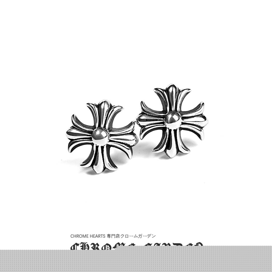 CHROME HEARTS CROSS CUT OUT STUD EARRING