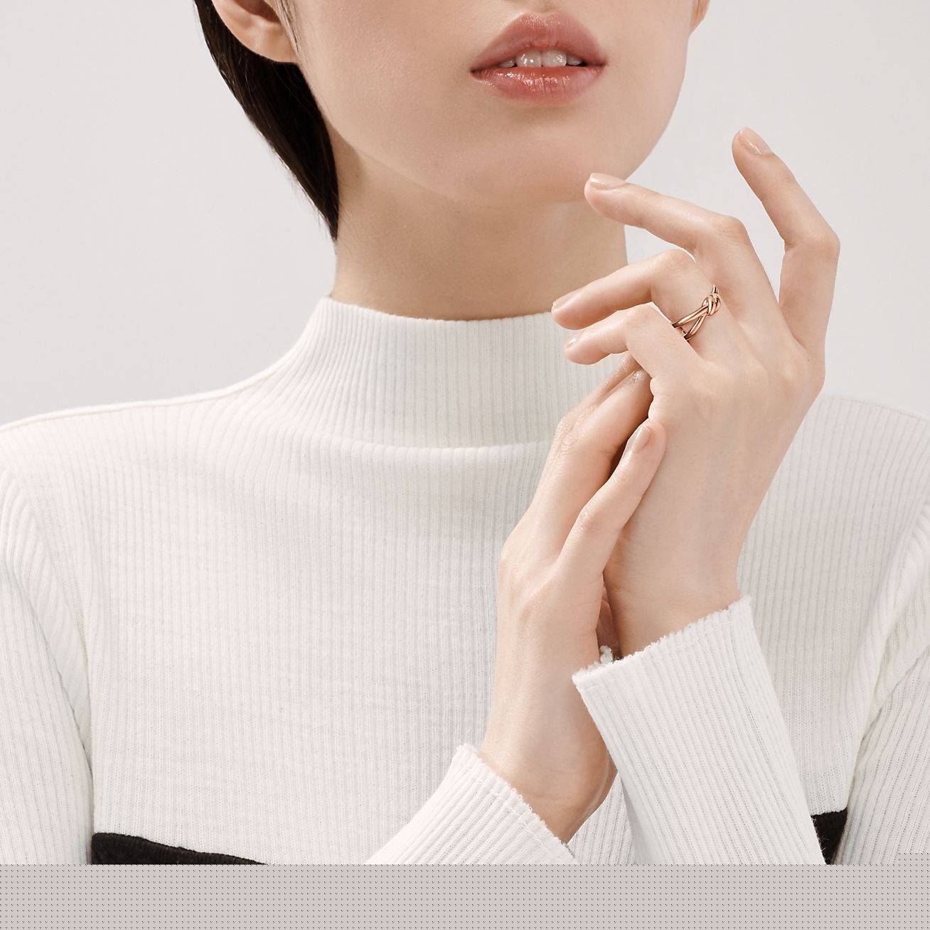 T*f*ny knot double row ring in rose gold