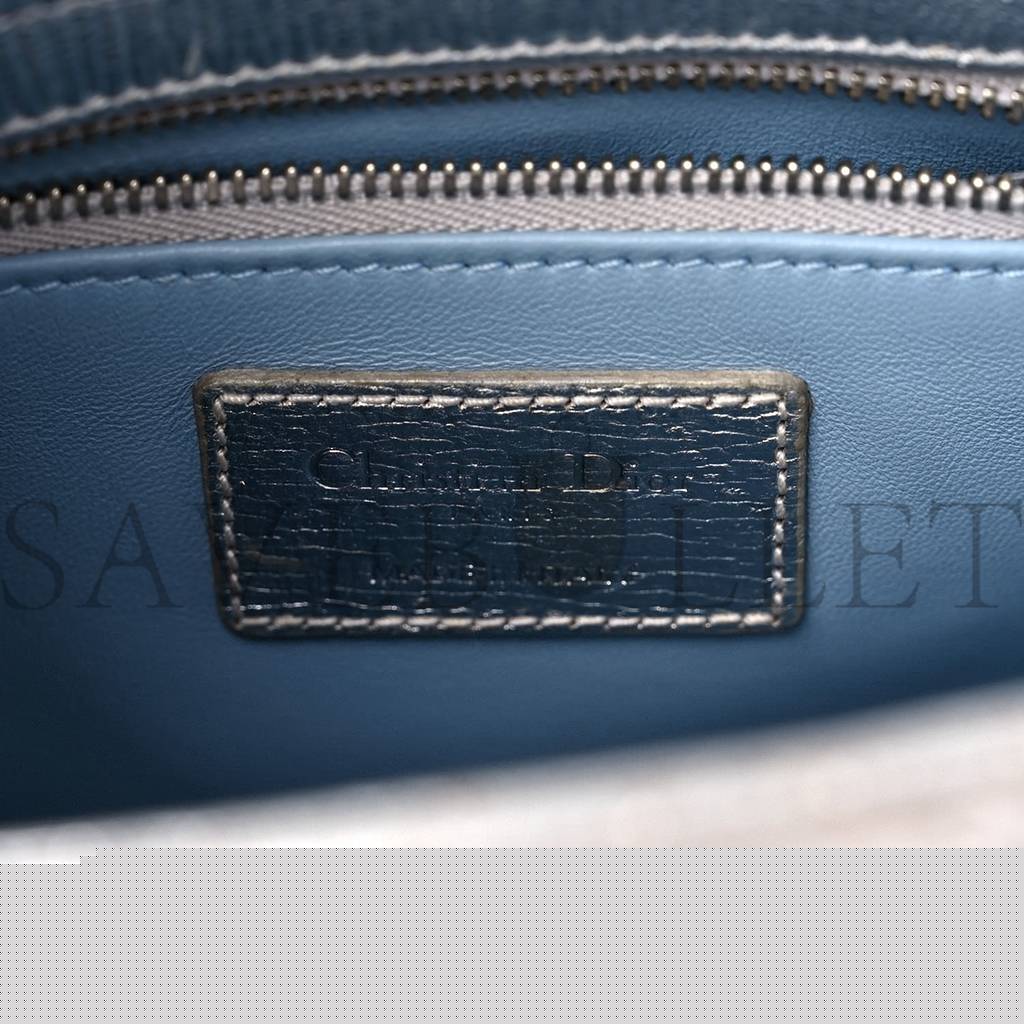 D*or metallic grained calfskin cannage small my lady D*or silver (20*18*8.3cm)