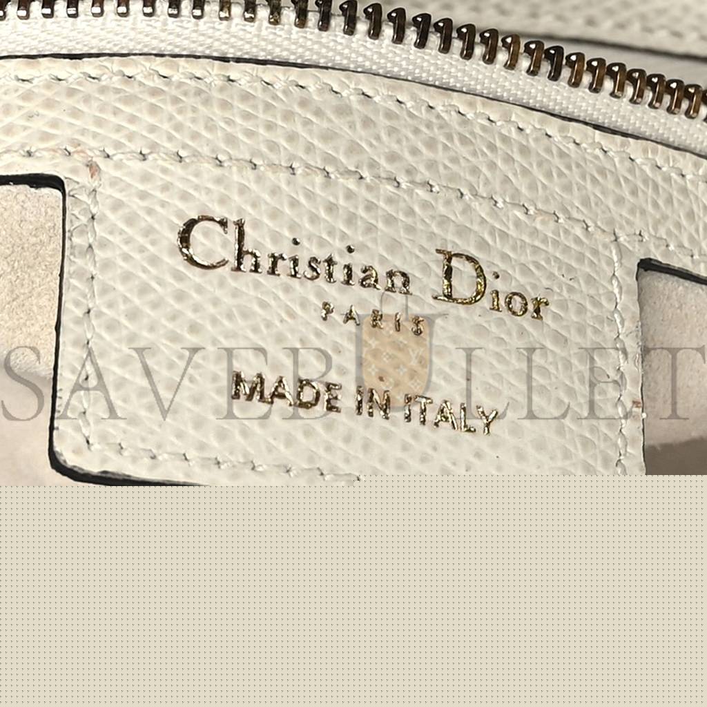 D*or grained calfskin saddle bag white (24*20*7cm)