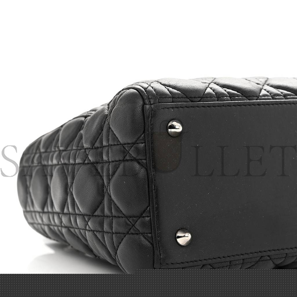 D*or lambskin cannage medium lady D*or black (23*20*11.4cm)