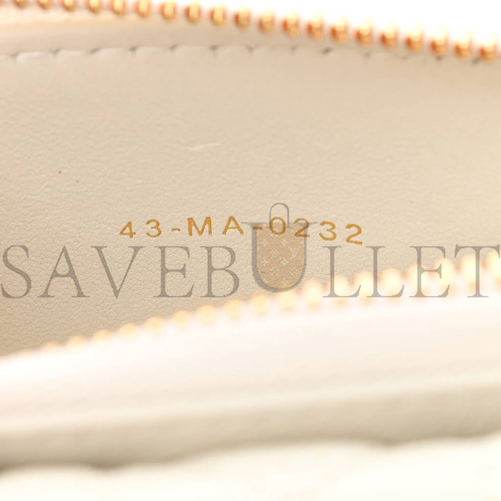 d*or S*pple calfskin cannage caro pouch with chain latte (18*10*6.4cm)