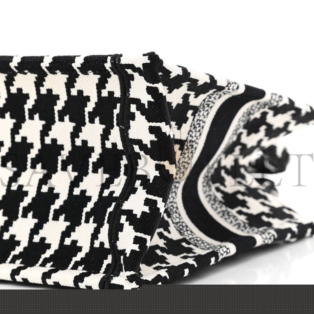 D*or canvas houndstooth embroidered small book tote black white (27*22*11.4cm)